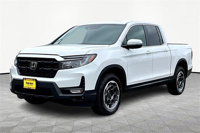 new 2024 Honda Ridgeline car, priced at $39,999