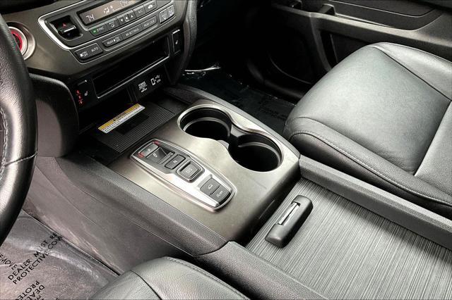 used 2022 Honda Pilot car, priced at $36,888