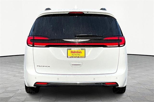 used 2022 Chrysler Pacifica car, priced at $21,444