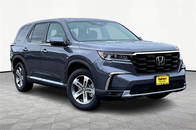 new 2025 Honda Pilot car, priced at $47,725