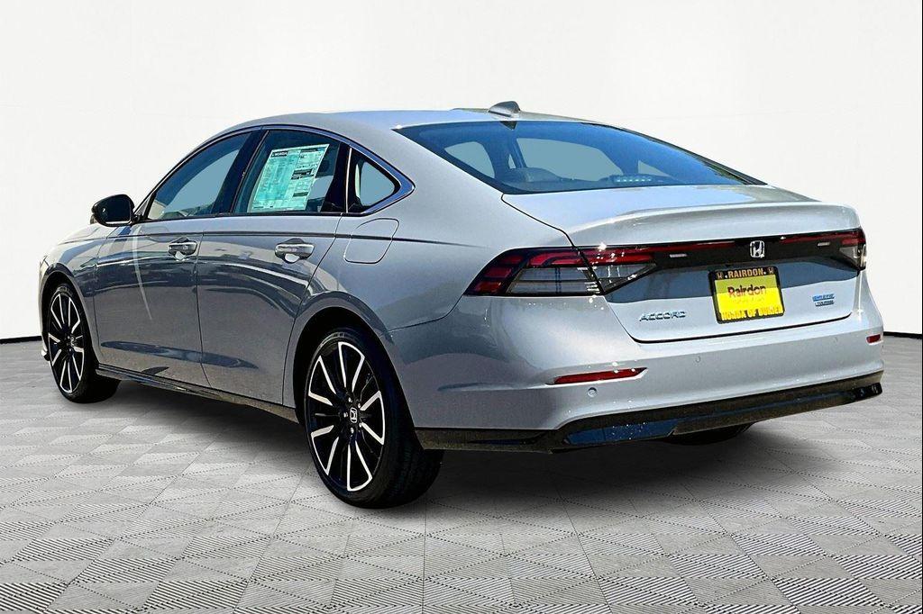new 2025 Honda Accord Hybrid car, priced at $40,905