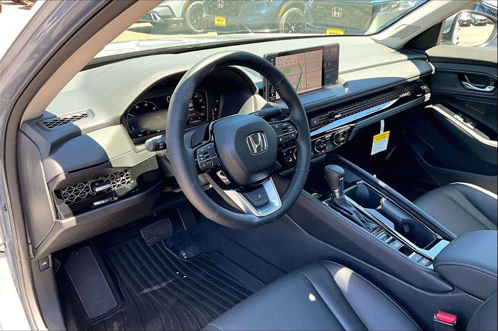 new 2025 Honda Accord Hybrid car, priced at $40,905