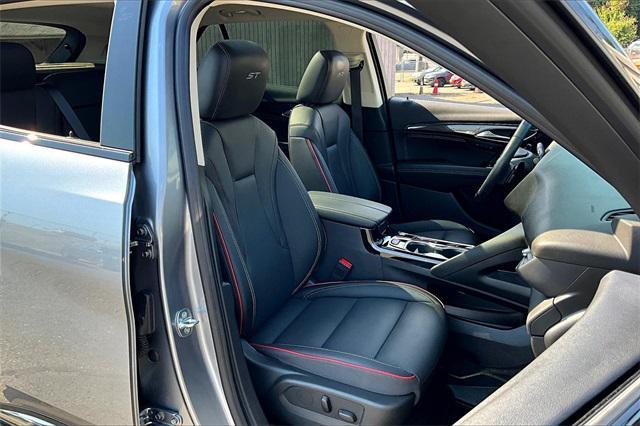 used 2022 Buick Envision car, priced at $29,888