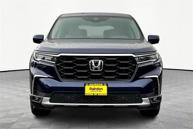 new 2025 Honda Pilot car, priced at $48,895