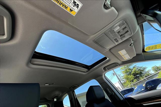used 2022 Honda CR-V car, priced at $30,977