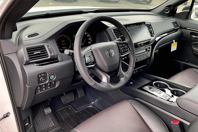 new 2025 Honda Ridgeline car, priced at $44,999