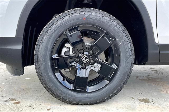 new 2025 Honda Ridgeline car, priced at $44,999