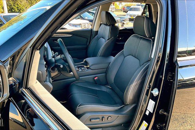 new 2025 Honda Pilot car, priced at $53,075