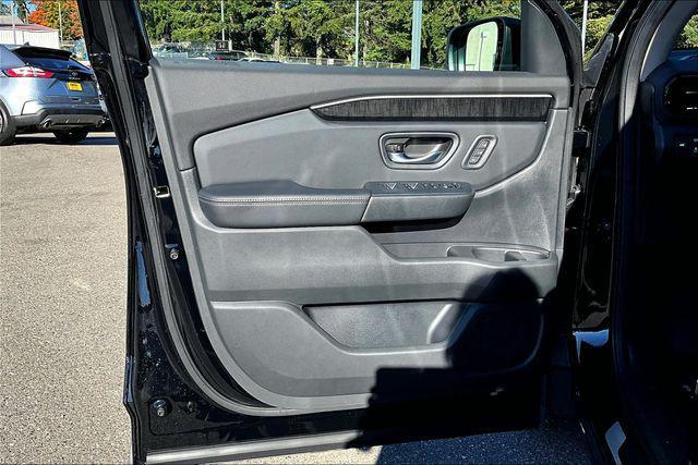 new 2025 Honda Pilot car, priced at $53,075