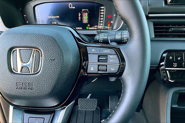 new 2025 Honda Pilot car, priced at $53,075