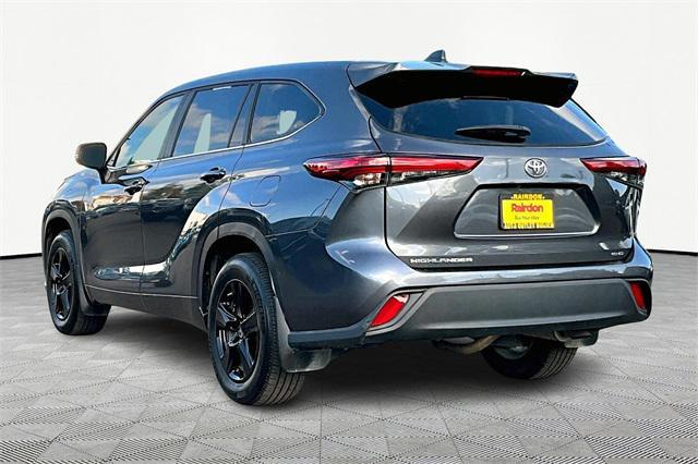 used 2023 Toyota Highlander car, priced at $33,444