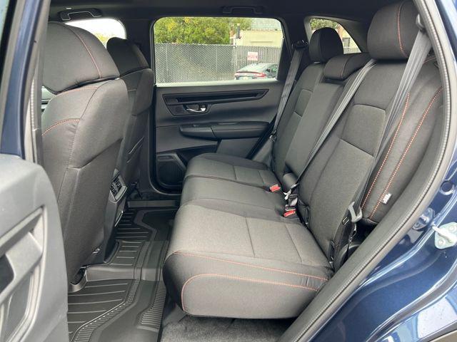 new 2026 Honda CR-V Hybrid car, priced at $40,250