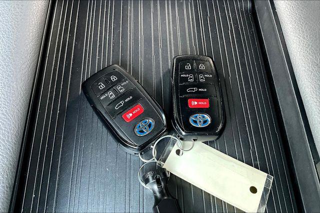 used 2022 Toyota Sienna car, priced at $45,911