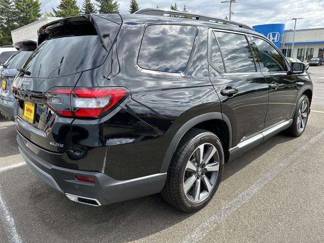 new 2025 Honda Pilot car, priced at $54,175