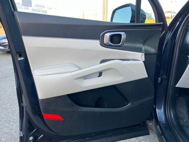 used 2021 Kia Sorento Hybrid car, priced at $24,977