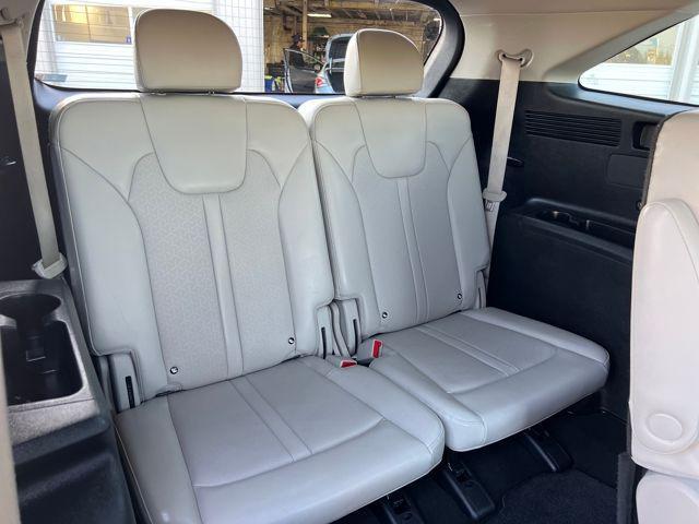 used 2021 Kia Sorento Hybrid car, priced at $24,977