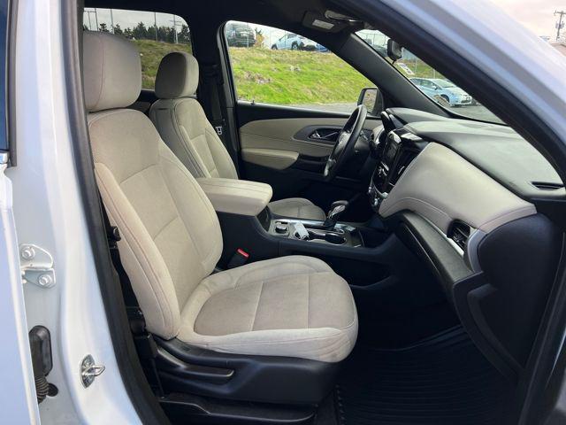 used 2022 Chevrolet Traverse car, priced at $22,444