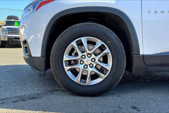 used 2021 Chevrolet Traverse car, priced at $19,977