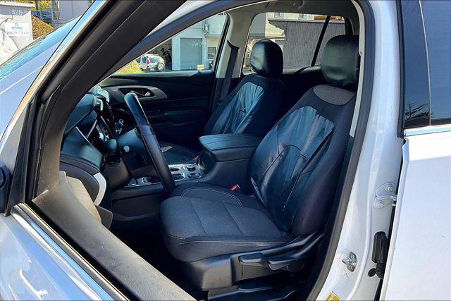 used 2021 Chevrolet Traverse car, priced at $19,977