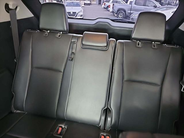 used 2021 Toyota Highlander car