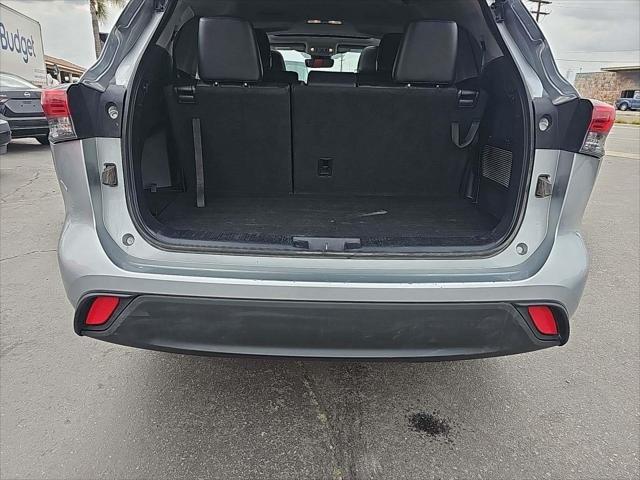 used 2021 Toyota Highlander car