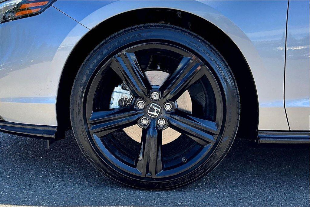 new 2025 Honda Accord Hybrid car, priced at $36,525