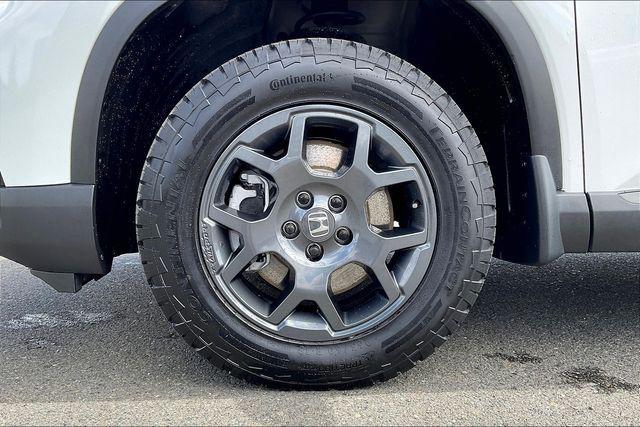 used 2025 Honda Pilot car, priced at $42,888