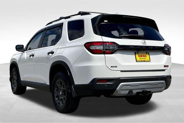 used 2025 Honda Pilot car, priced at $41,777