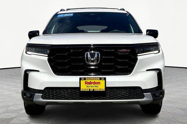 used 2025 Honda Pilot car, priced at $42,888