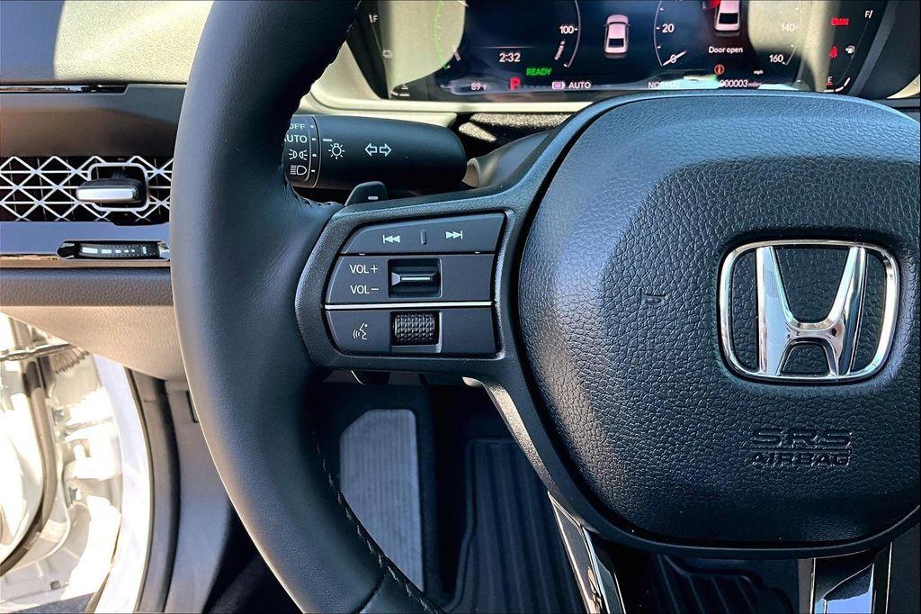 new 2025 Honda Accord Hybrid car, priced at $33,977