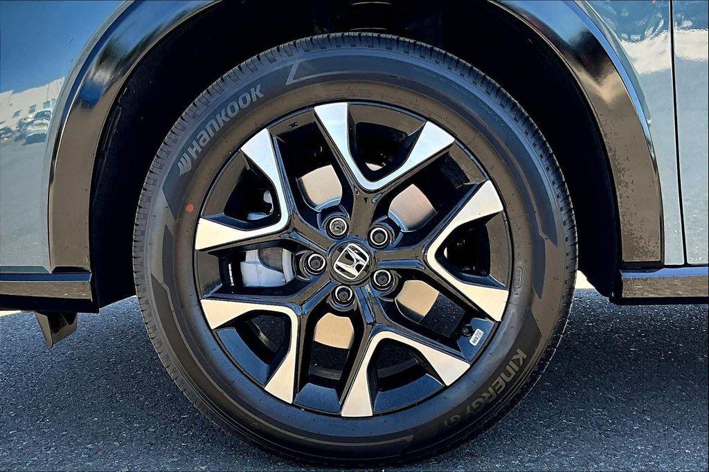 new 2026 Honda HR-V car, priced at $31,977