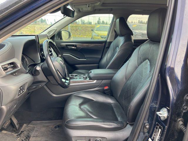 used 2020 Toyota Highlander car, priced at $29,777