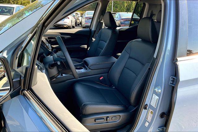 new 2025 Honda Ridgeline car, priced at $41,885