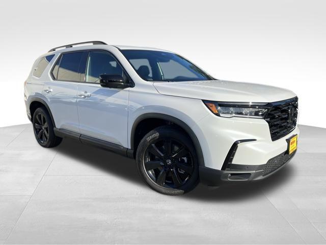 new 2025 Honda Pilot car, priced at $55,030