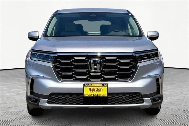 new 2025 Honda Pilot car, priced at $47,425