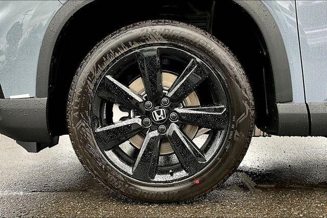 new 2025 Honda Pilot car, priced at $55,030