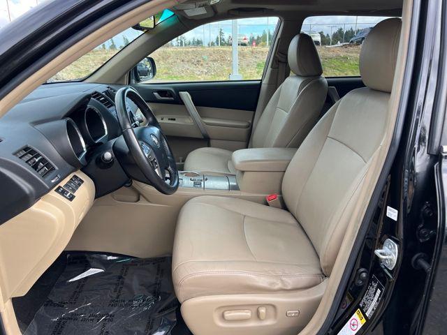 used 2012 Toyota Highlander car, priced at $11,777