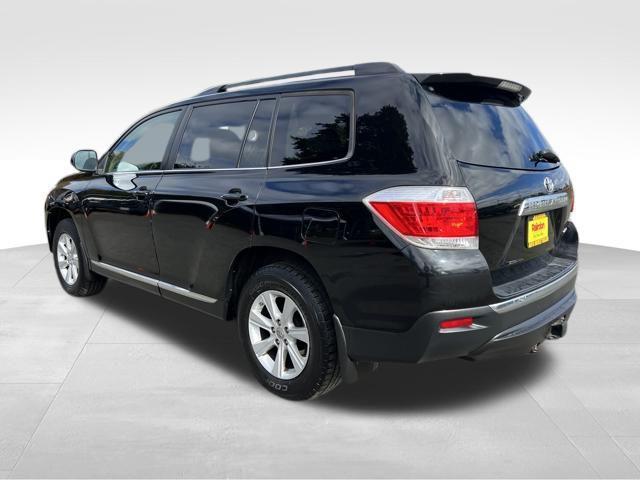 used 2012 Toyota Highlander car, priced at $11,777