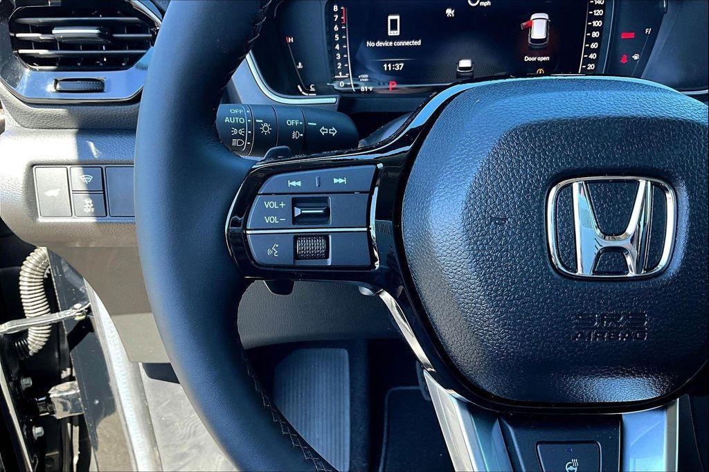 new 2025 Honda Pilot car, priced at $54,530