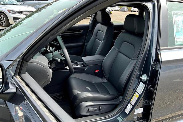 new 2025 Honda Civic Hybrid car, priced at $33,100