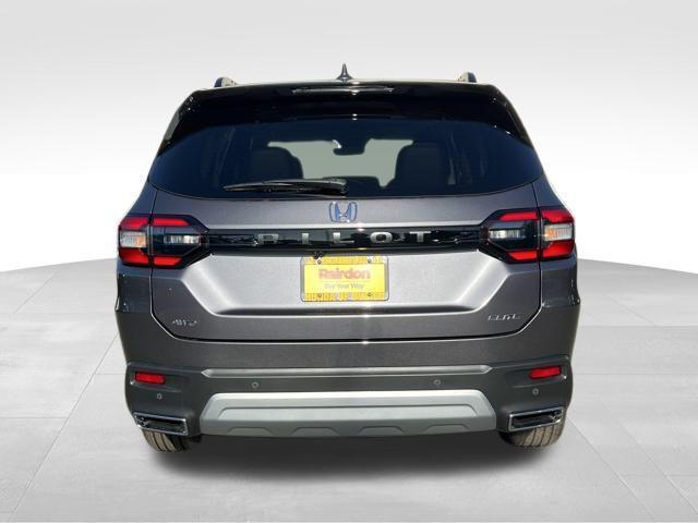 new 2025 Honda Pilot car, priced at $53,075