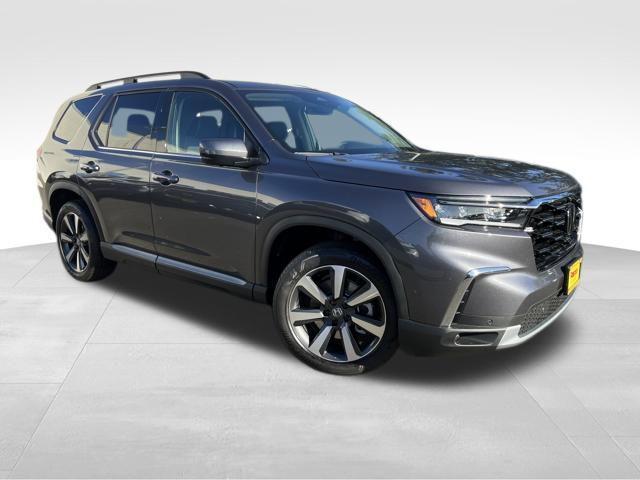new 2025 Honda Pilot car, priced at $53,075