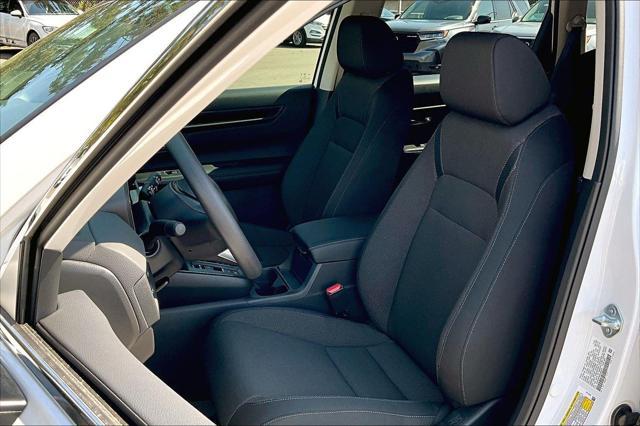 new 2025 Honda CR-V car, priced at $35,655