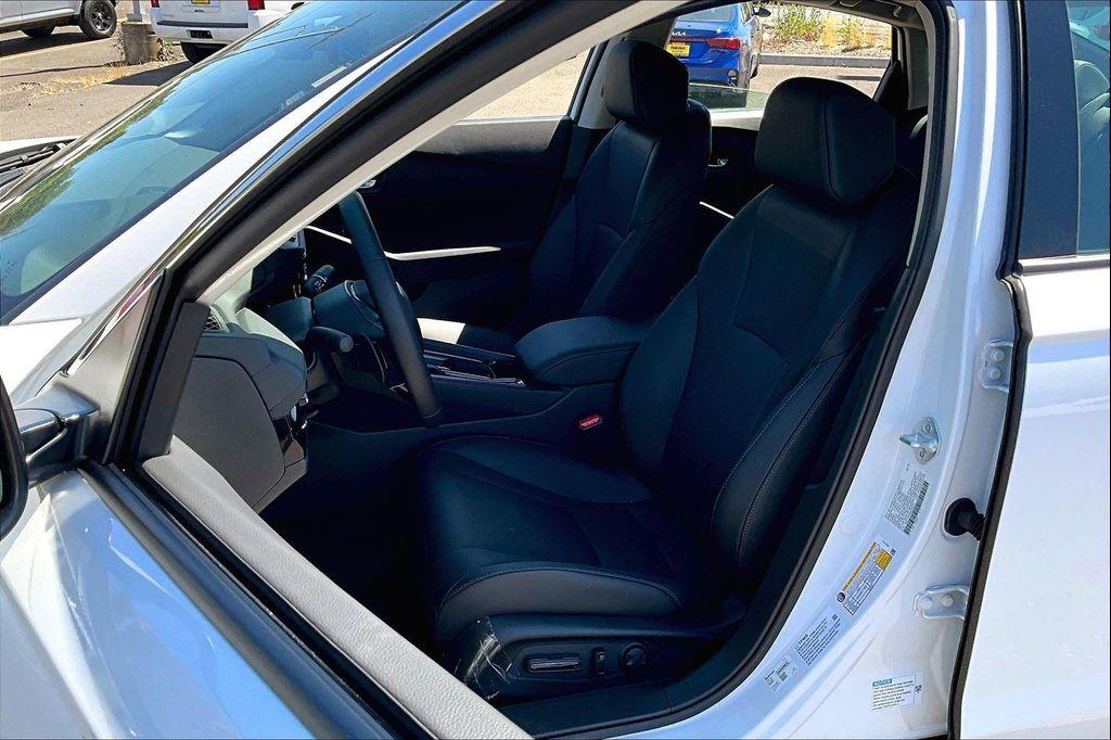 new 2025 Honda Accord Hybrid car, priced at $36,545