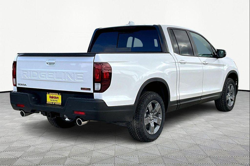 new 2025 Honda Ridgeline car, priced at $41,999