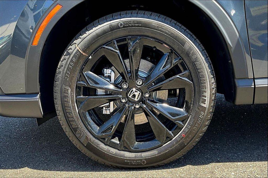 new 2025 Honda CR-V Hybrid car, priced at $38,977