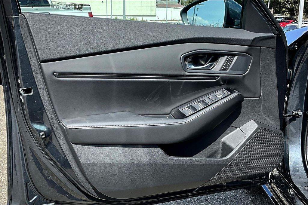 new 2025 Honda Accord Hybrid car, priced at $40,450