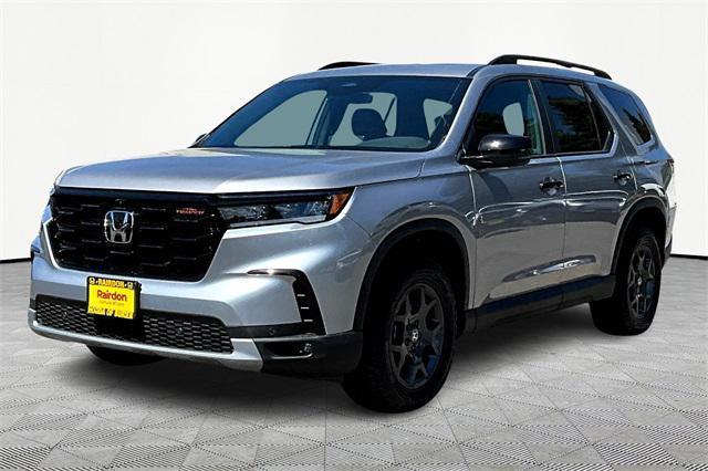 new 2025 Honda Pilot car, priced at $50,975