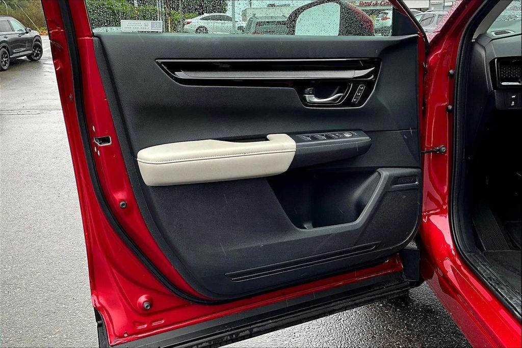 used 2024 Honda CR-V car, priced at $32,977