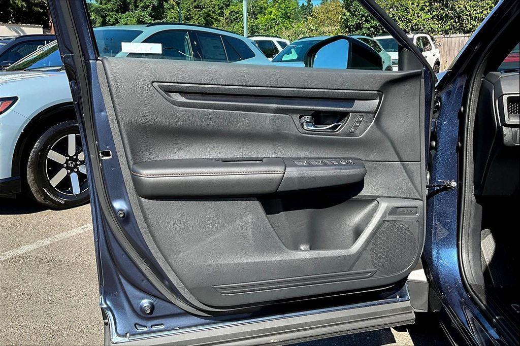 new 2026 Honda CR-V Hybrid car, priced at $41,620